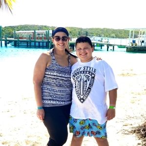 Meet your Posher, Trikena